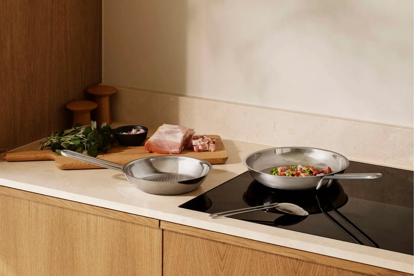 Honeycomb frying pan - 28 cm