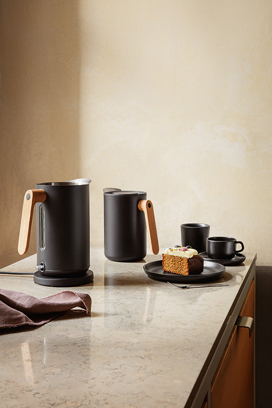 Vacuum Jug - 1.0L - Nordic Kitchen - Eva Solo