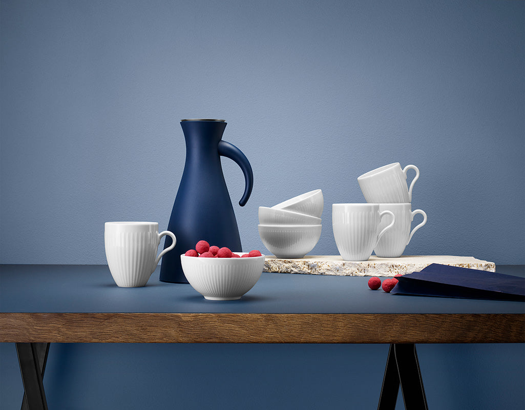 Vacuum Jug - 1.0L - Navy Blue - Eva Solo