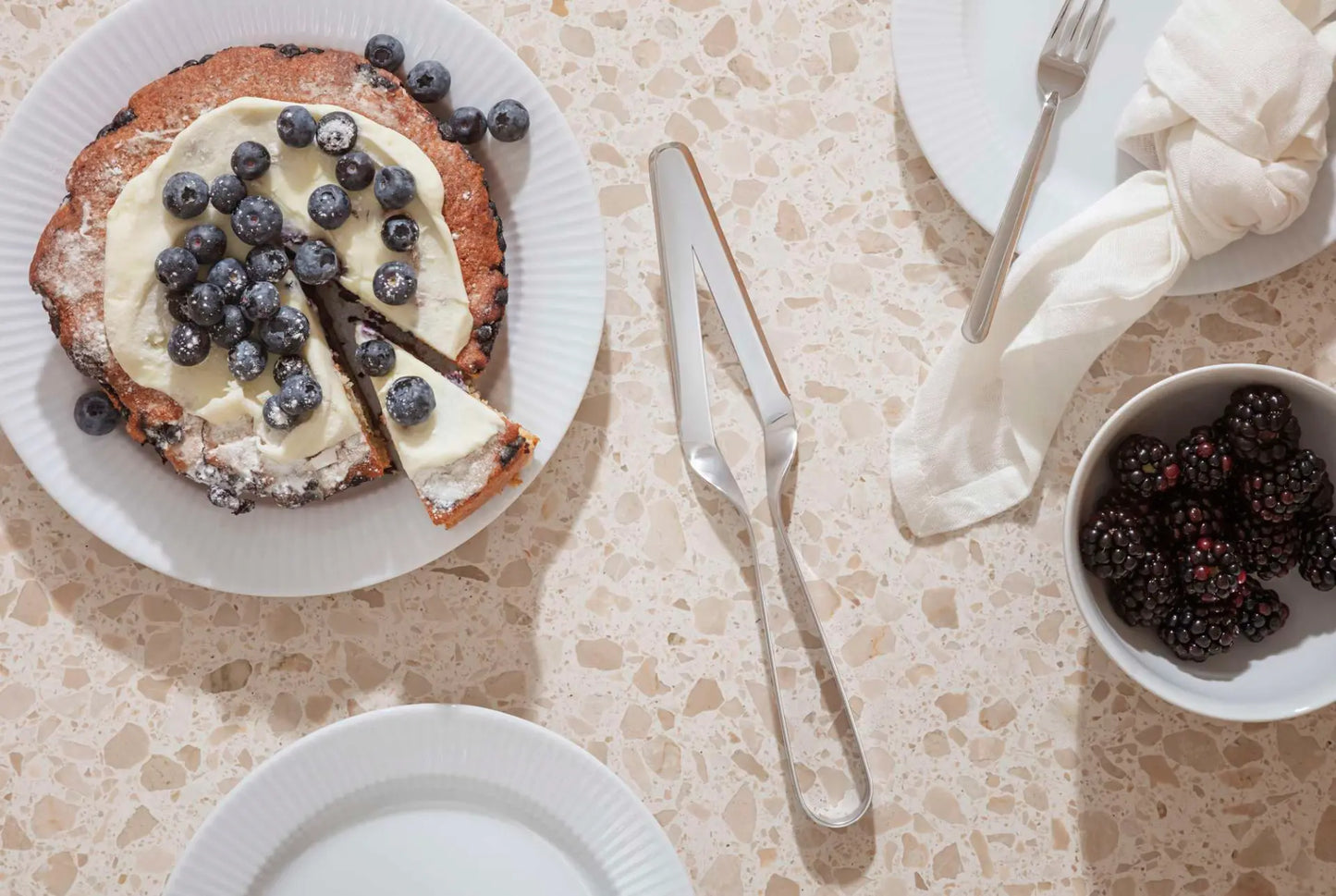 Cake server