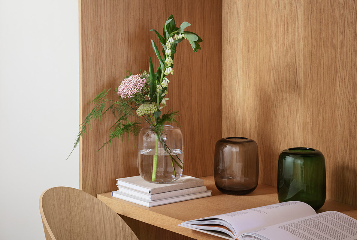 Acorn Vase H16.5 Stone - Eva Solo