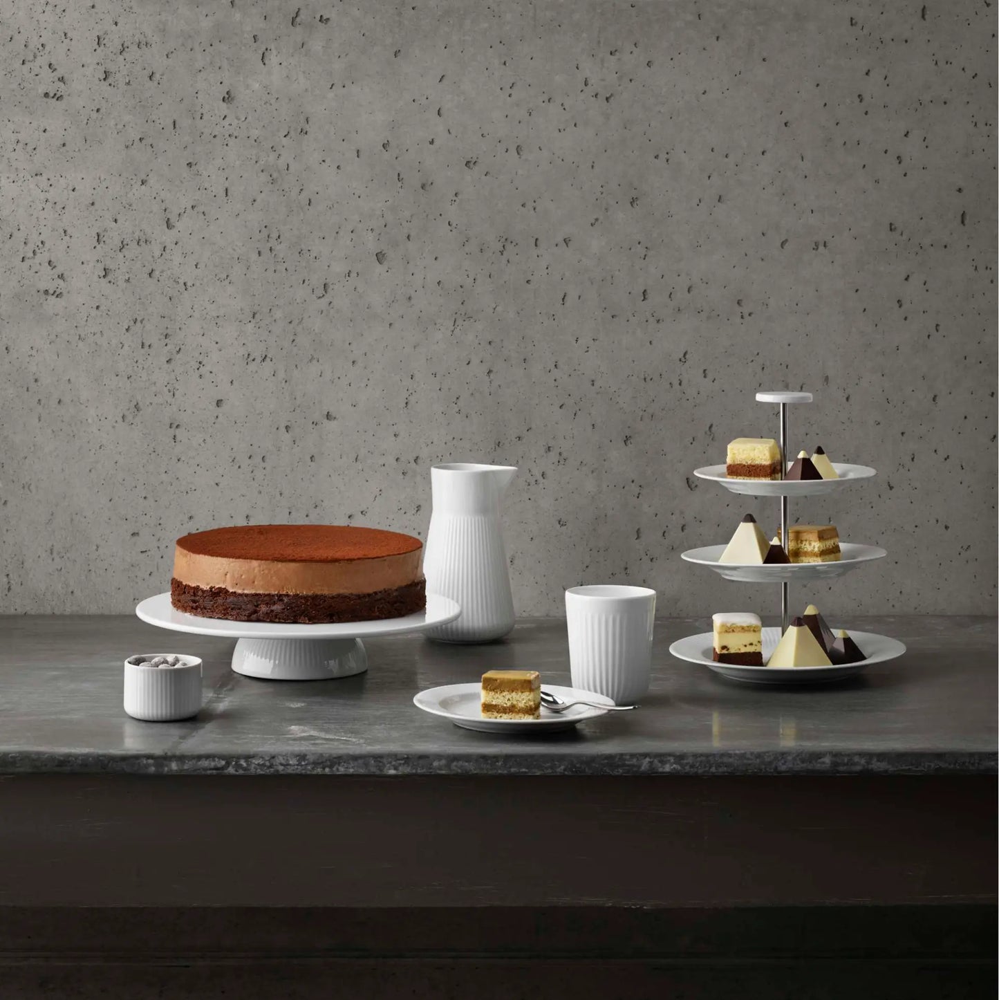 Dish on stand - Legio Nova