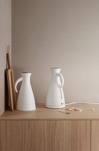 Vacuum Jug - 1.0L - Matt White - Eva Solo
